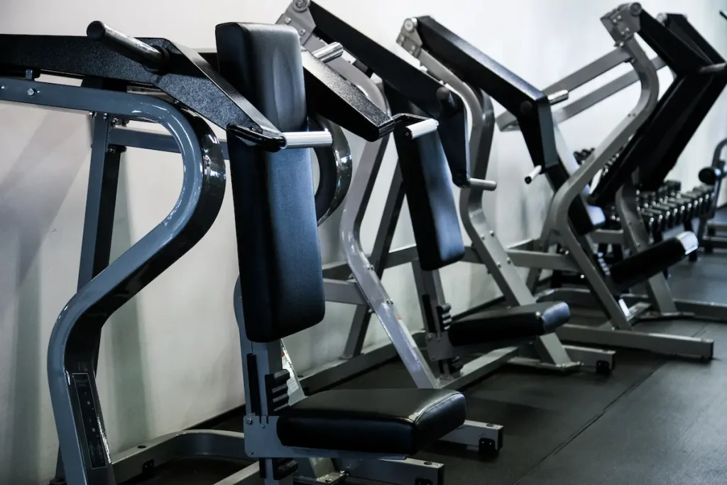 Kissat-Hallin kuntosali-Tampere-laitteet